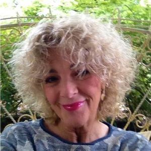 Meet your Posher, Perry